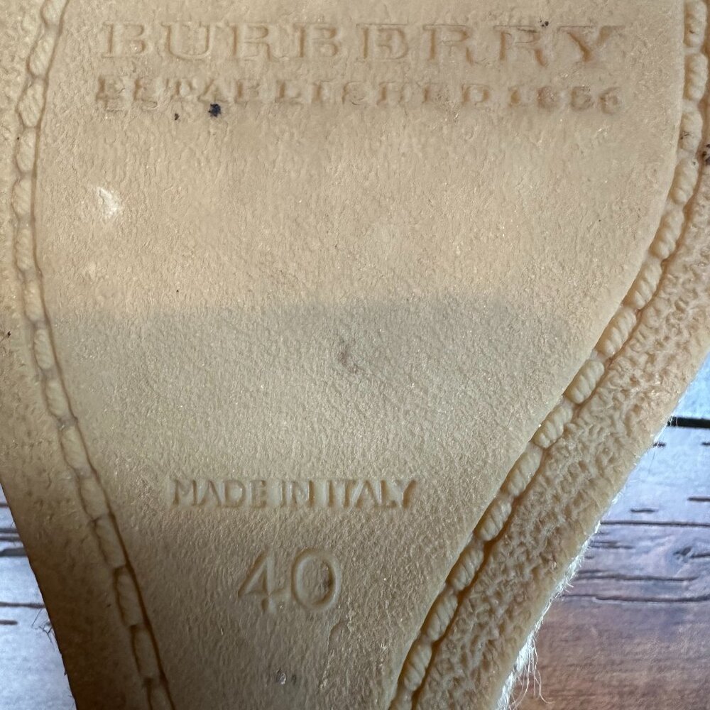 Burberry Espadrilles - Picture 4 of 4
